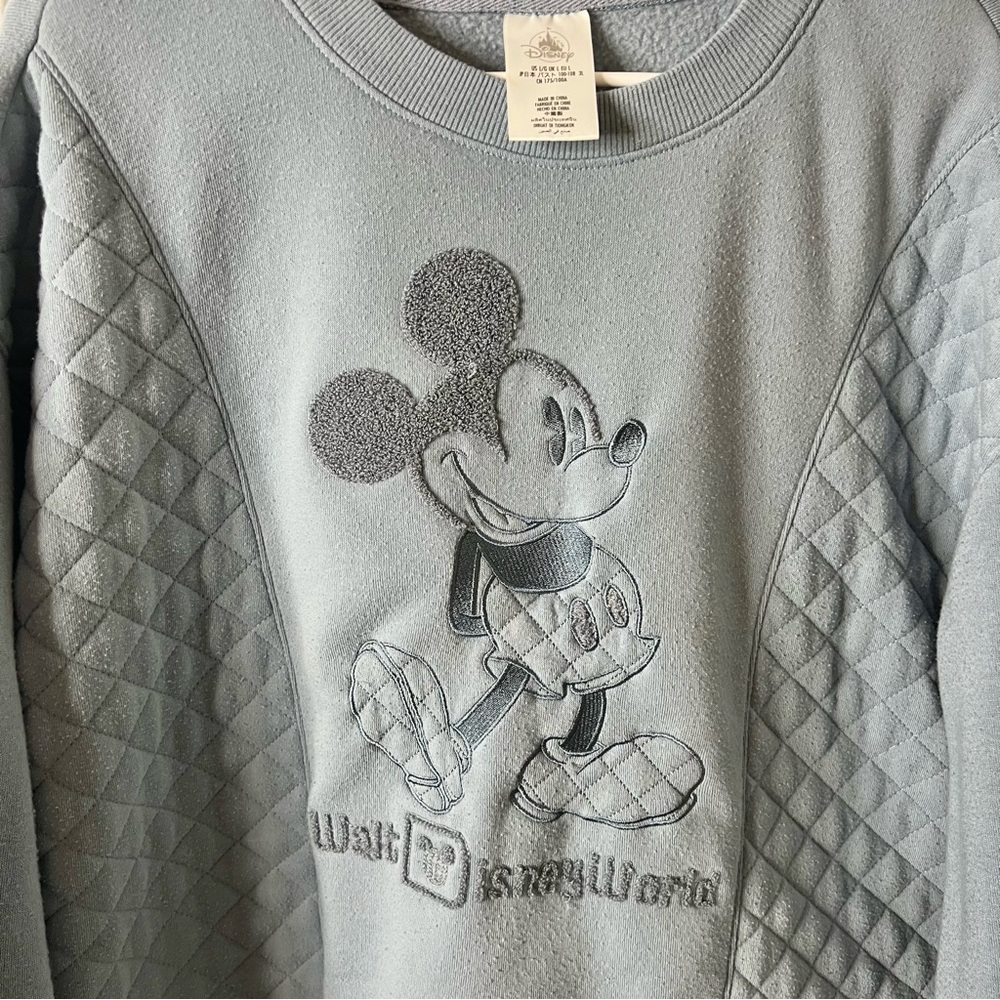 Mickey Mouse Walt Disney World Women’s Quilted Sweatshirt